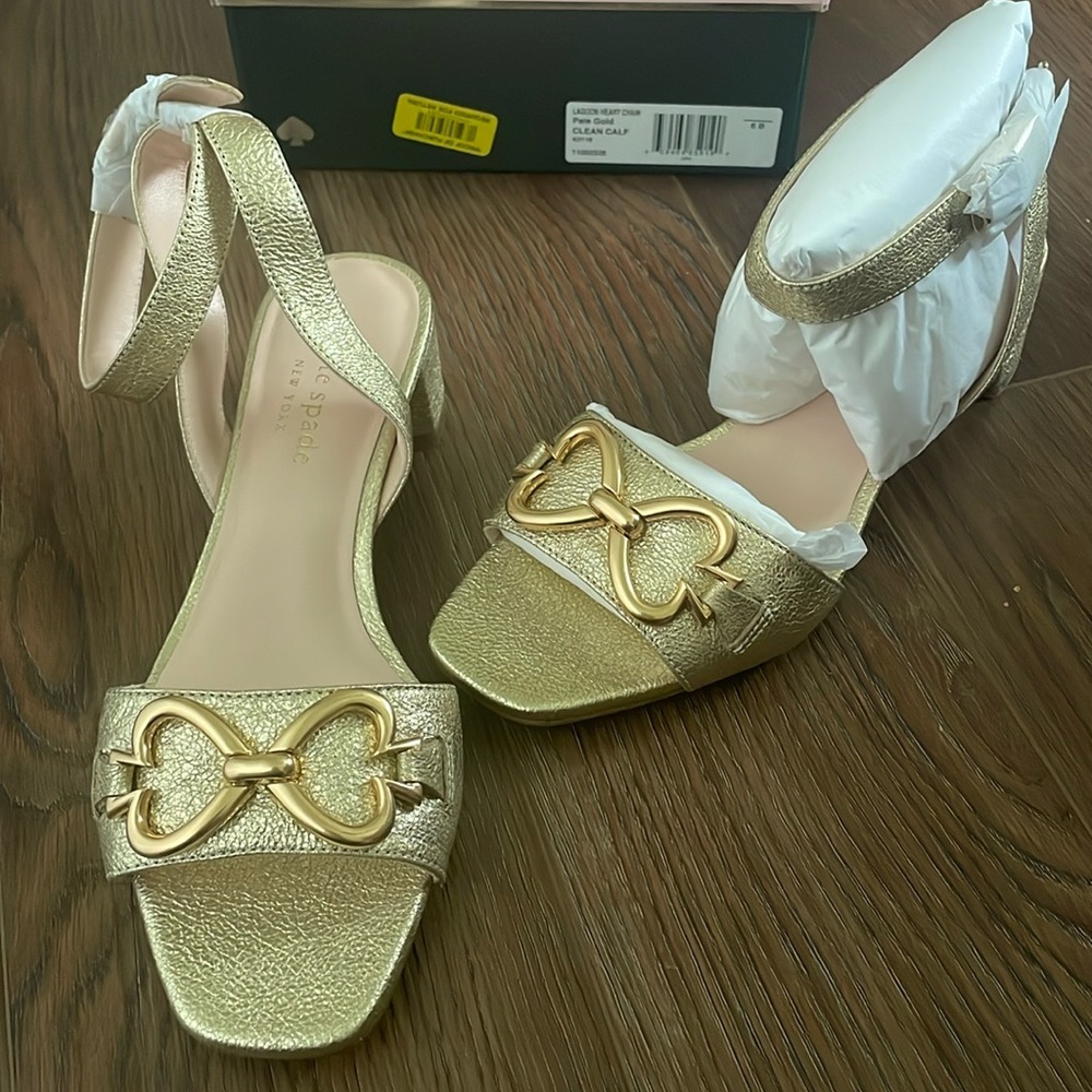 Kate Spade lagoon heart chain gold sandal size 6